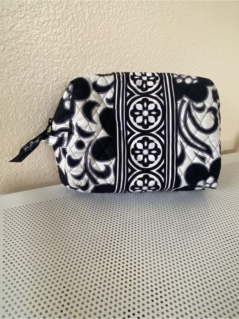 VEra Barely Large Black & White Patterned Cosmetic Pouch - Picture 3 of 6